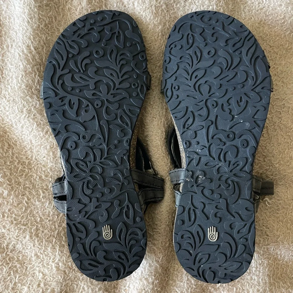 Teva Sandals - Picture 5 of 5